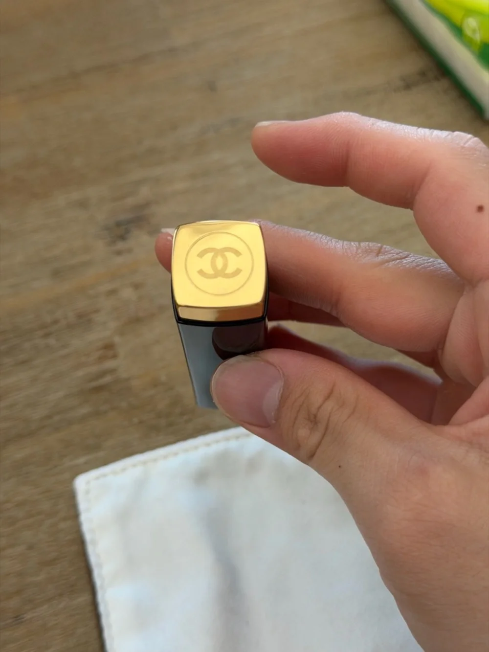 CHANEL Rouge Allure Velvet 66 L’indomabile